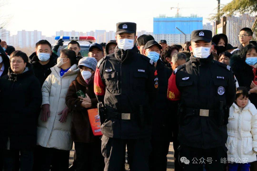 分局圆满完成元宵节民俗文化巡演活动安保工作任务_进行_部署_警力