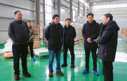 宛城区委书记樊牛调研重点项目建设情况和"小田并大田"改革工作