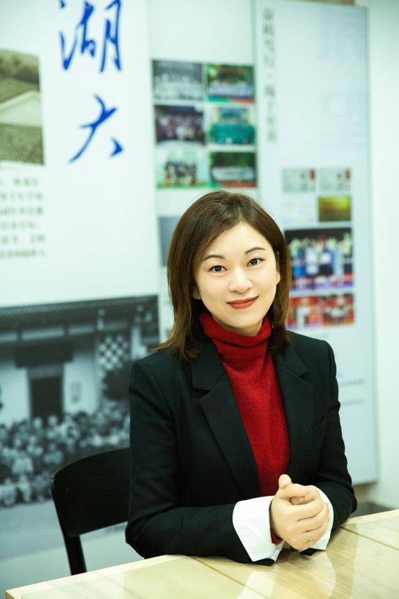 张静:"给孩子一个被允许的童年"