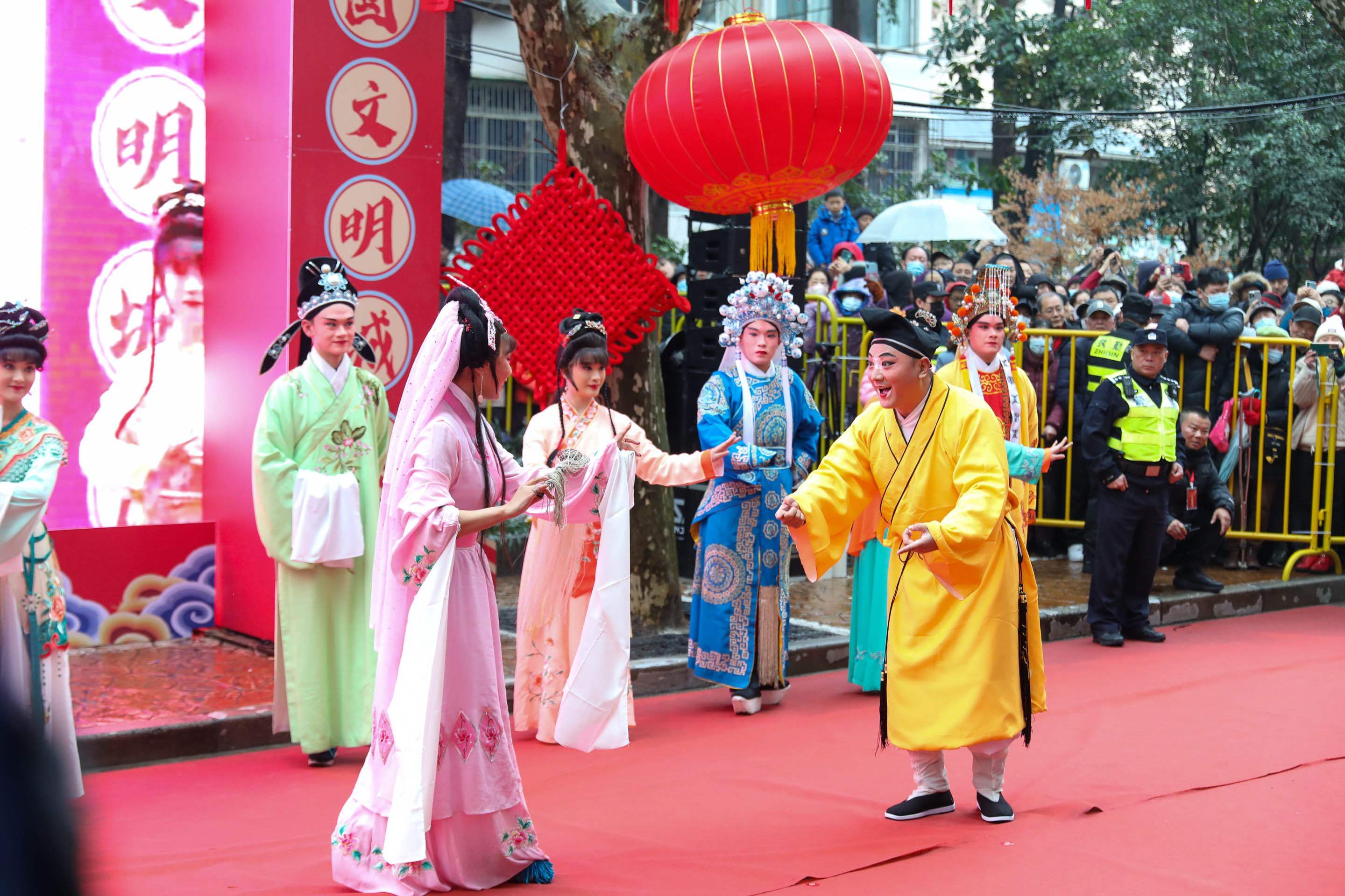 古代街头表演图片