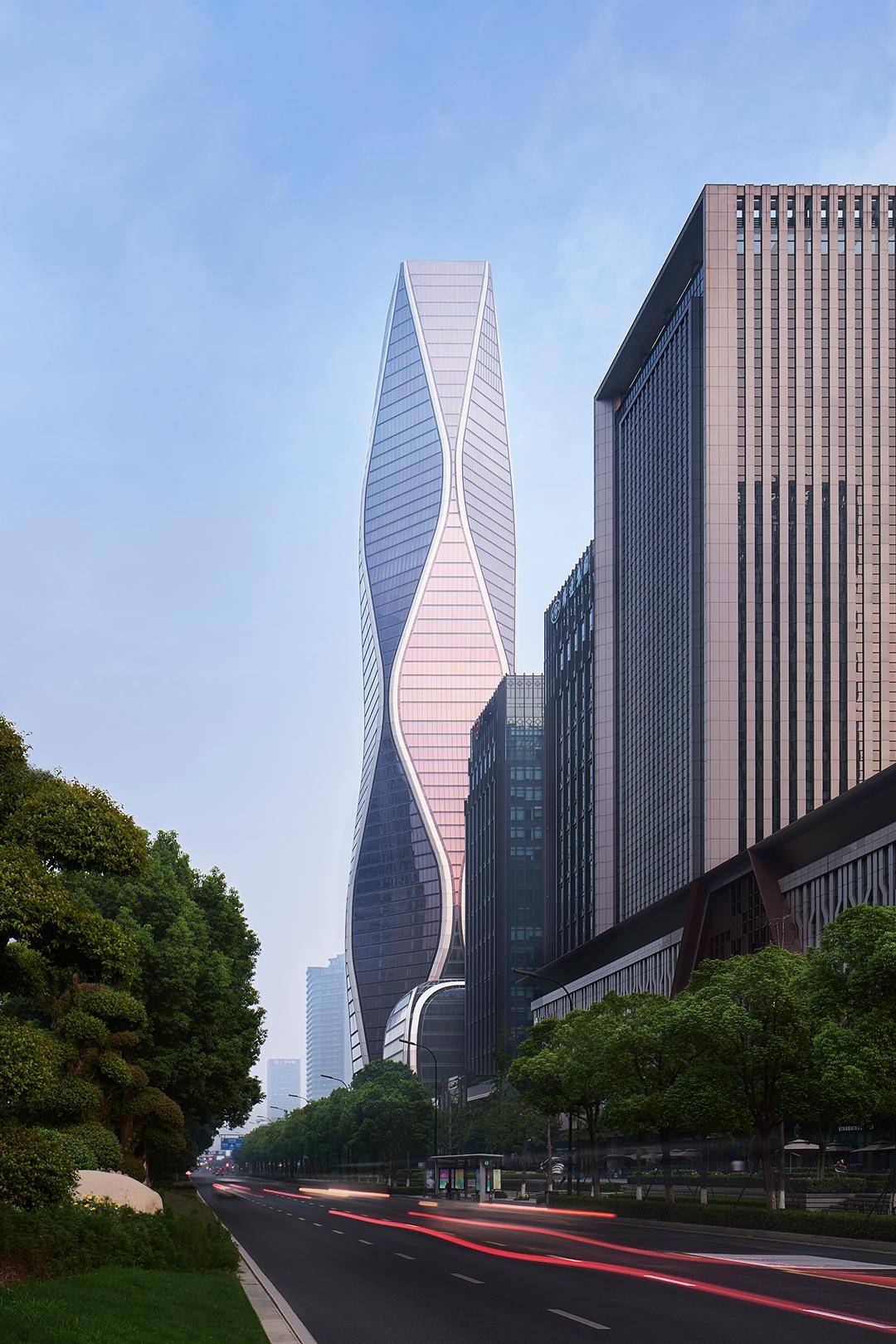 08朱清言杭州望朝中心,是对杭州城市精髓的精准捕捉.