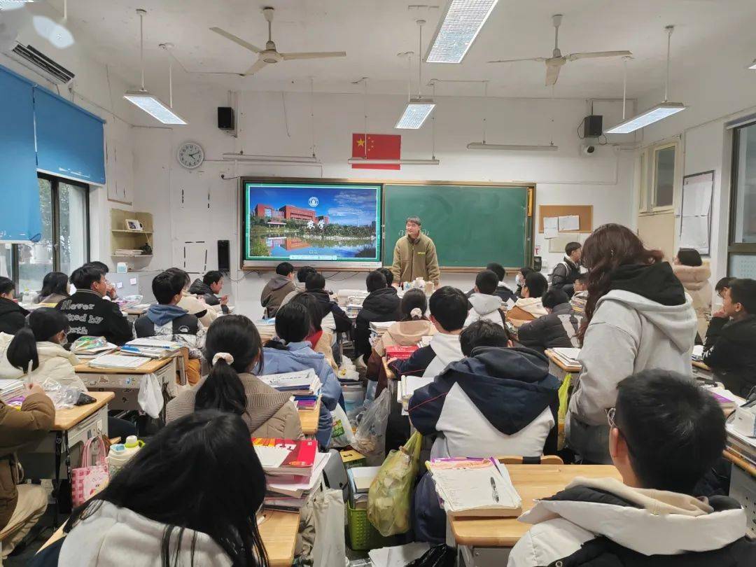 回访母校 | 赴衢州第一中学开展宣讲活动_西农_宣讲队_实践