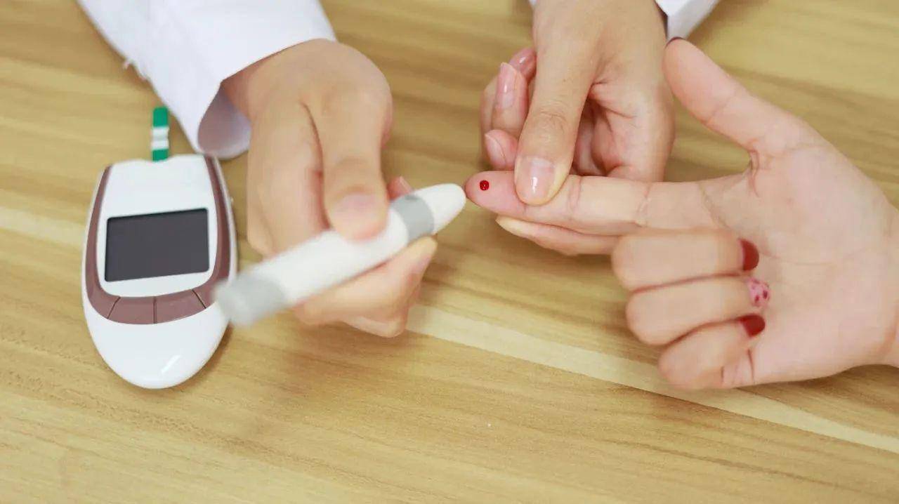 在家怎么测血糖?
