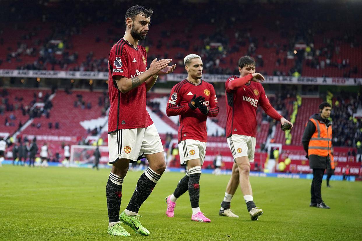 「英超」曼联主场被富勒姆绝杀,已落后第四名维拉8分_哈格_比赛_福森