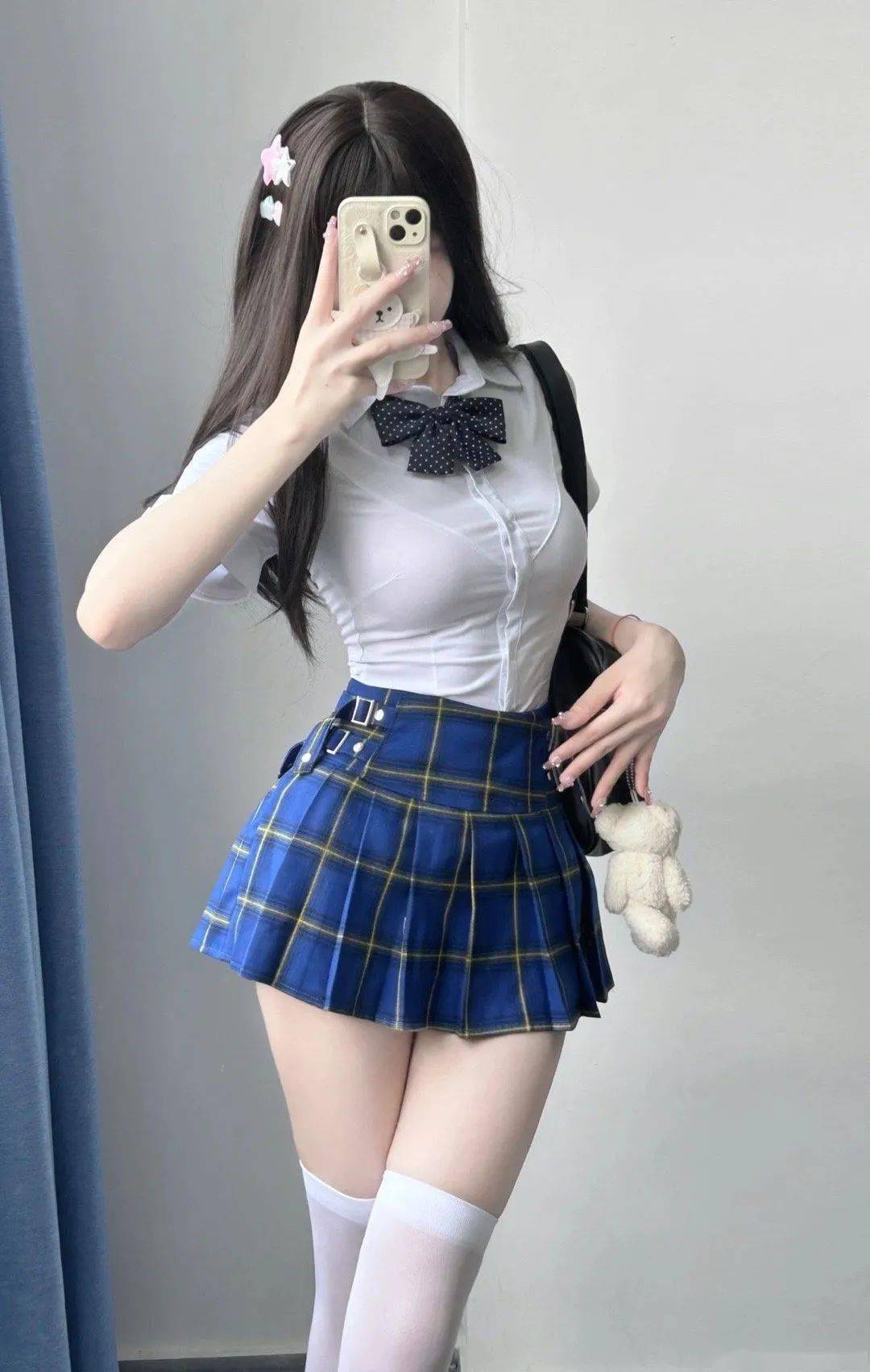 jk丨百褶裙配白色过膝袜怎么样