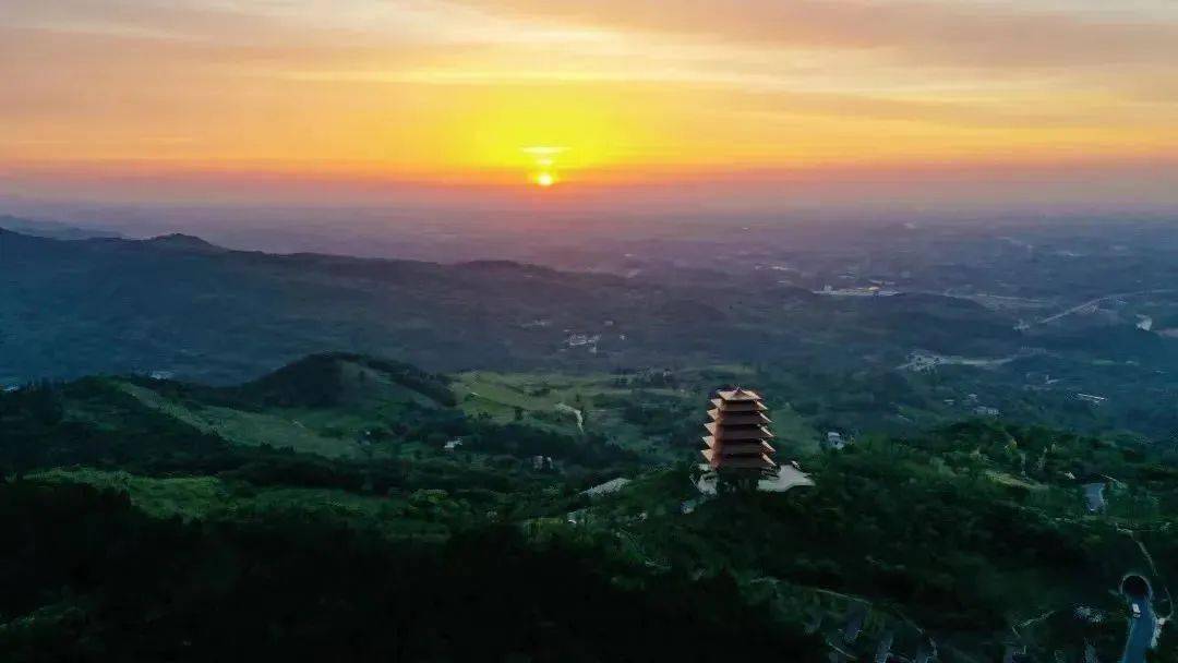 这个春天请你来成都东部新区丹景台露营!