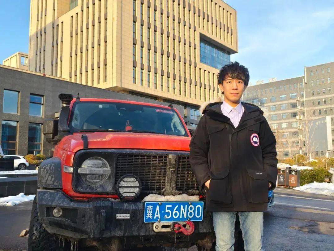 冀a56n80车主找到了,是个帅小伙!_脱困_高架桥_拖车