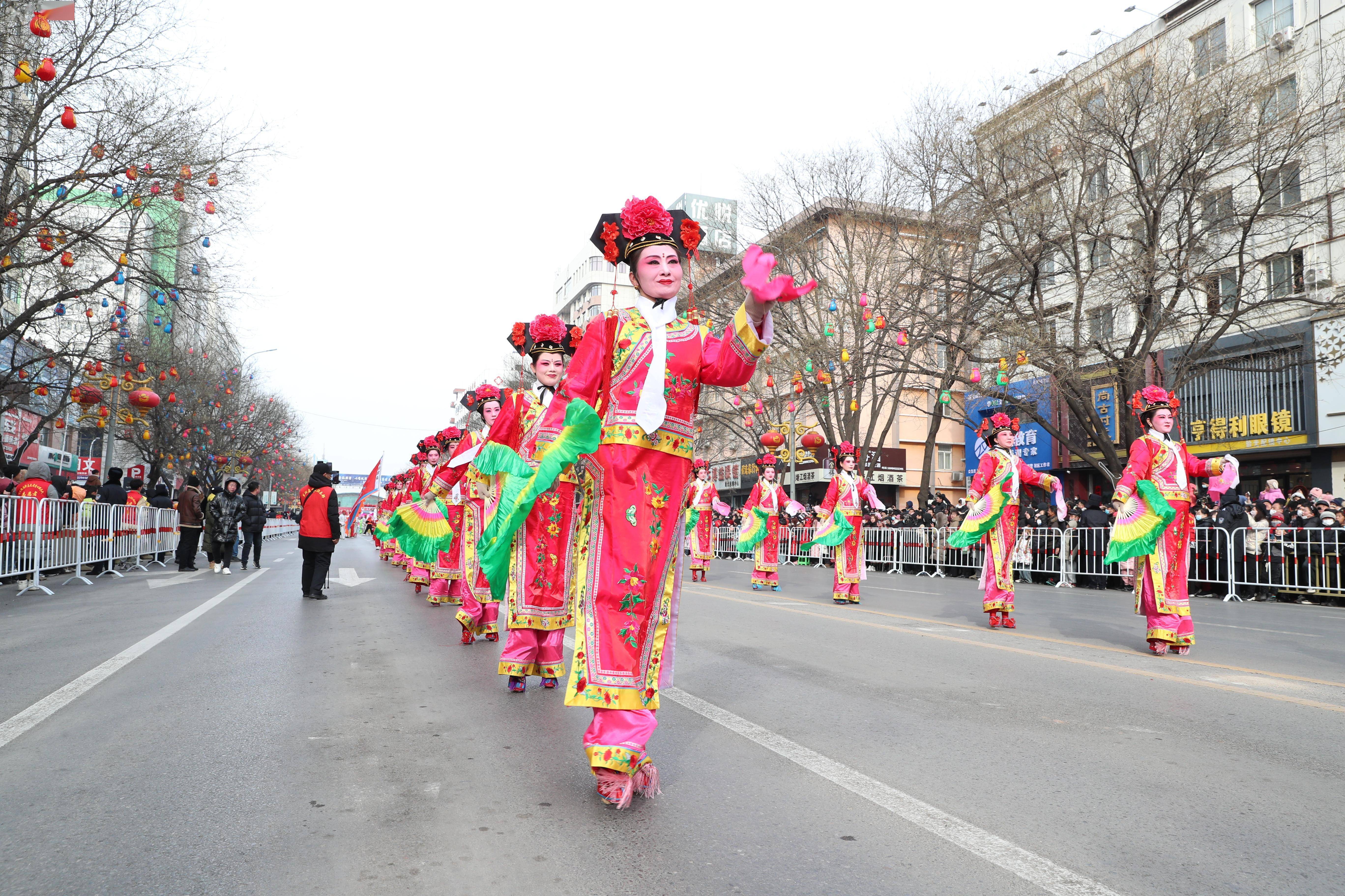 2024年朝阳市新春秧歌展演_高跷_形式_传统