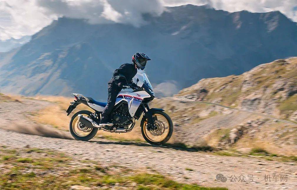 88万元,本田750adv上市,价格怎么样?