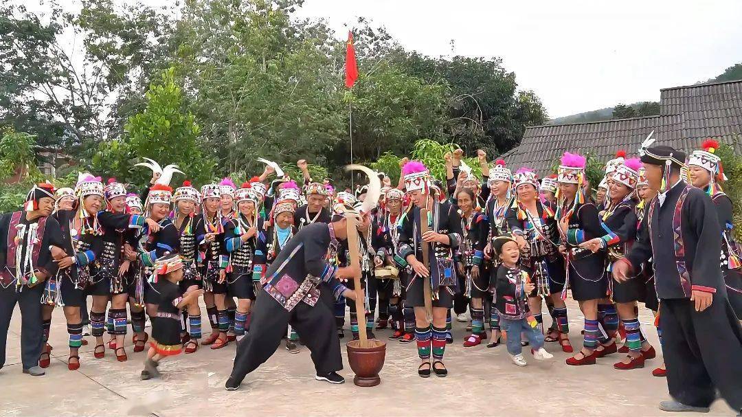 勐腊景坎村:乡风文明润心田,诗意傣家景色新_文化_村民_群众