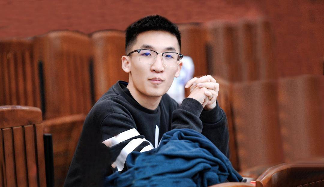 "他是刘梁宇!_科研_实践_交流经验