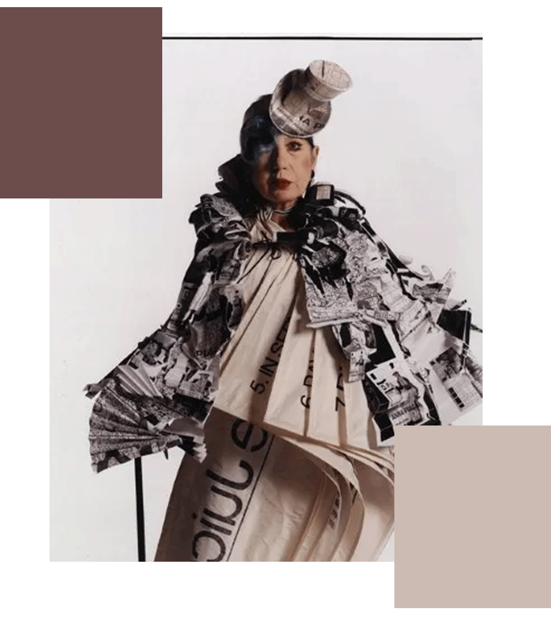 一个大妈坐在肖战旁,指点江山~_suzy_anna_marc