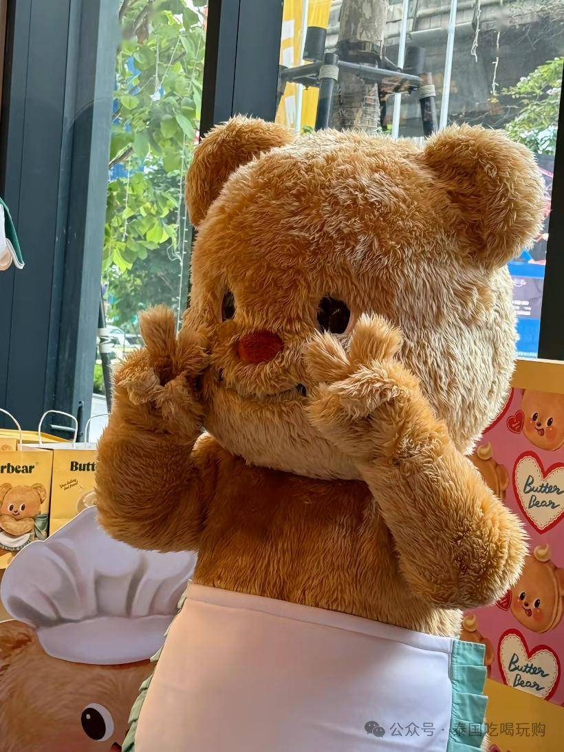凭借卖萌出圈的泰国甜点新顶流「黄油小熊」,居然是个男生?!_butter_b