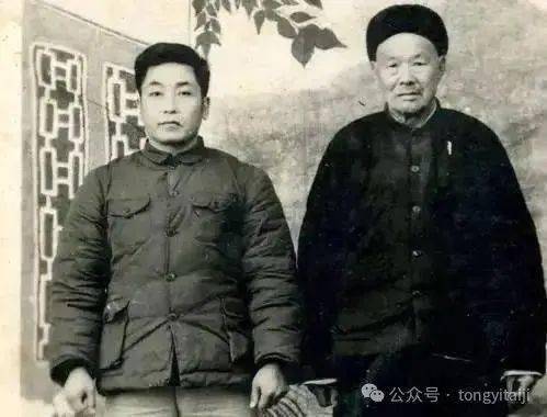 陈照丕(右)与堂弟陈照奎(左)五种清气:先天自然之气:就是由母体降生时