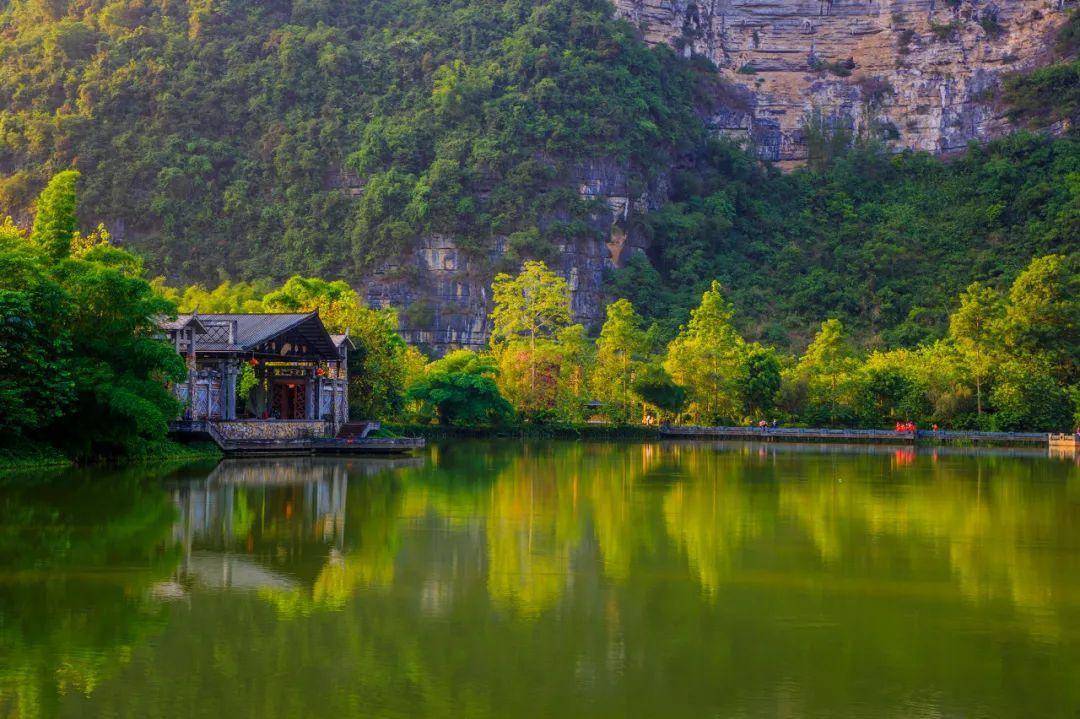 广西崇左,一个山清水秀的神奇城市!_瀑布_景色_中国