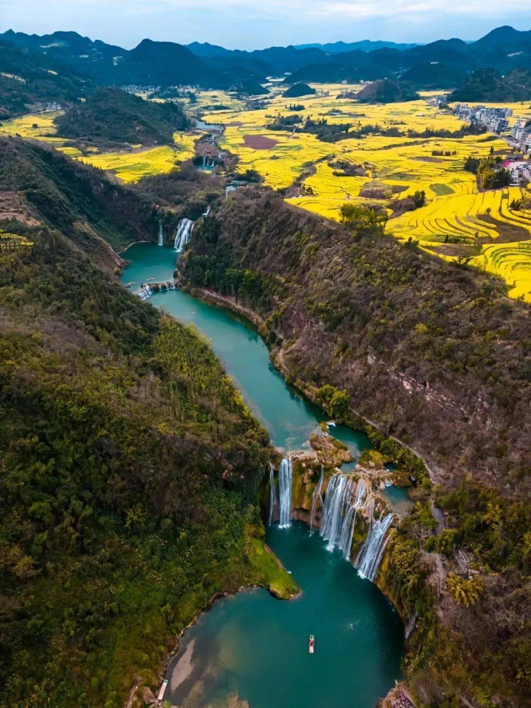 东川红土地 元阳哈尼梯田 罗平油菜花 普者黑 世外桃源坝美 建水古城