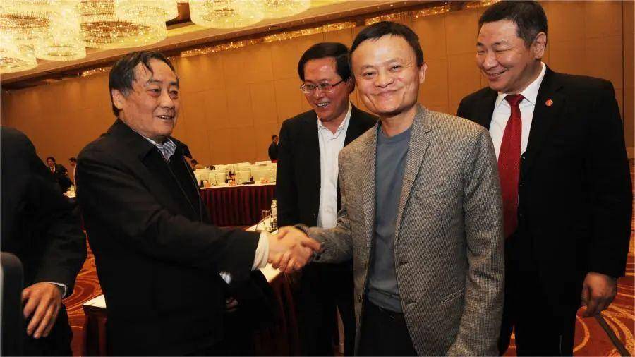 马云悼念宗庆后:开拓者精神,企业家本色_娃哈哈集团_周鸿祎_雷军