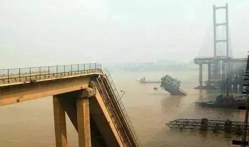 九江大桥垮塌案" 天灾还是人祸? 不服判决!船长2次申诉