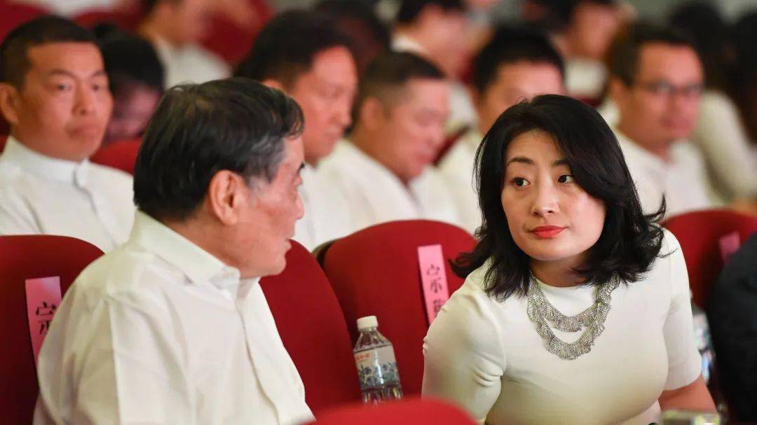 宗庆后往事_娃哈哈_钙奶_市场