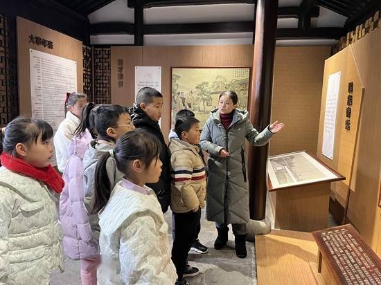 都锦生旧居开展竹编画艺术体验活动_小朋友们_文化_传统