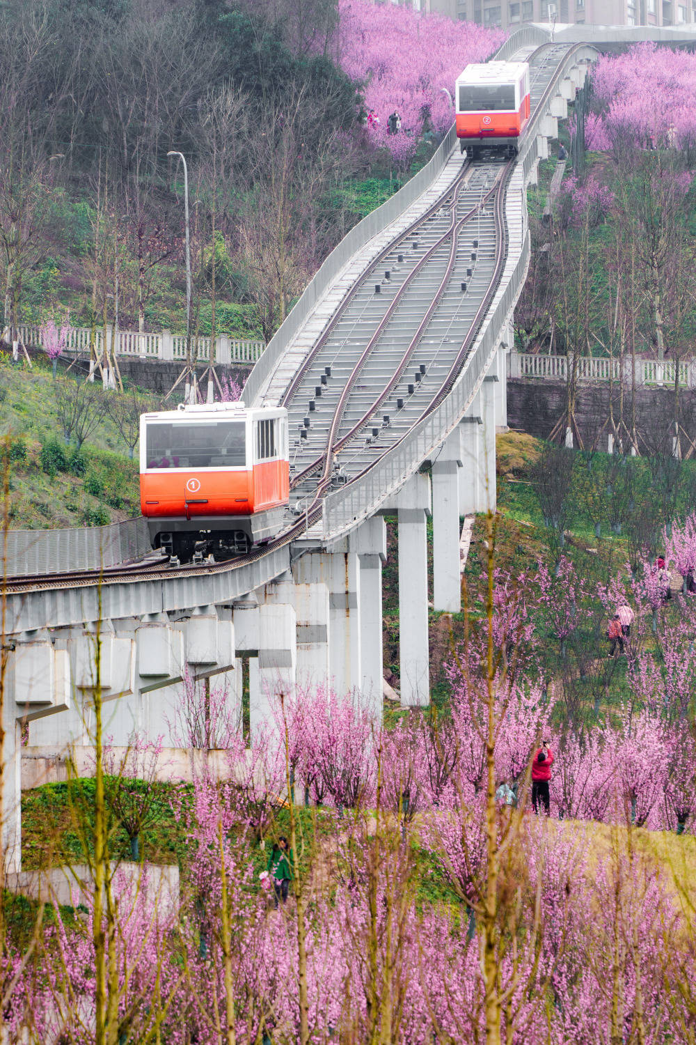 地下缆车图片