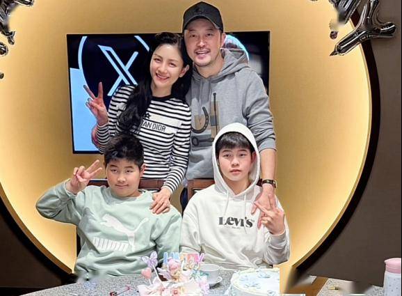 36d胸又嗲又欲,差点就被豪门毁了._康康_小王子_女儿