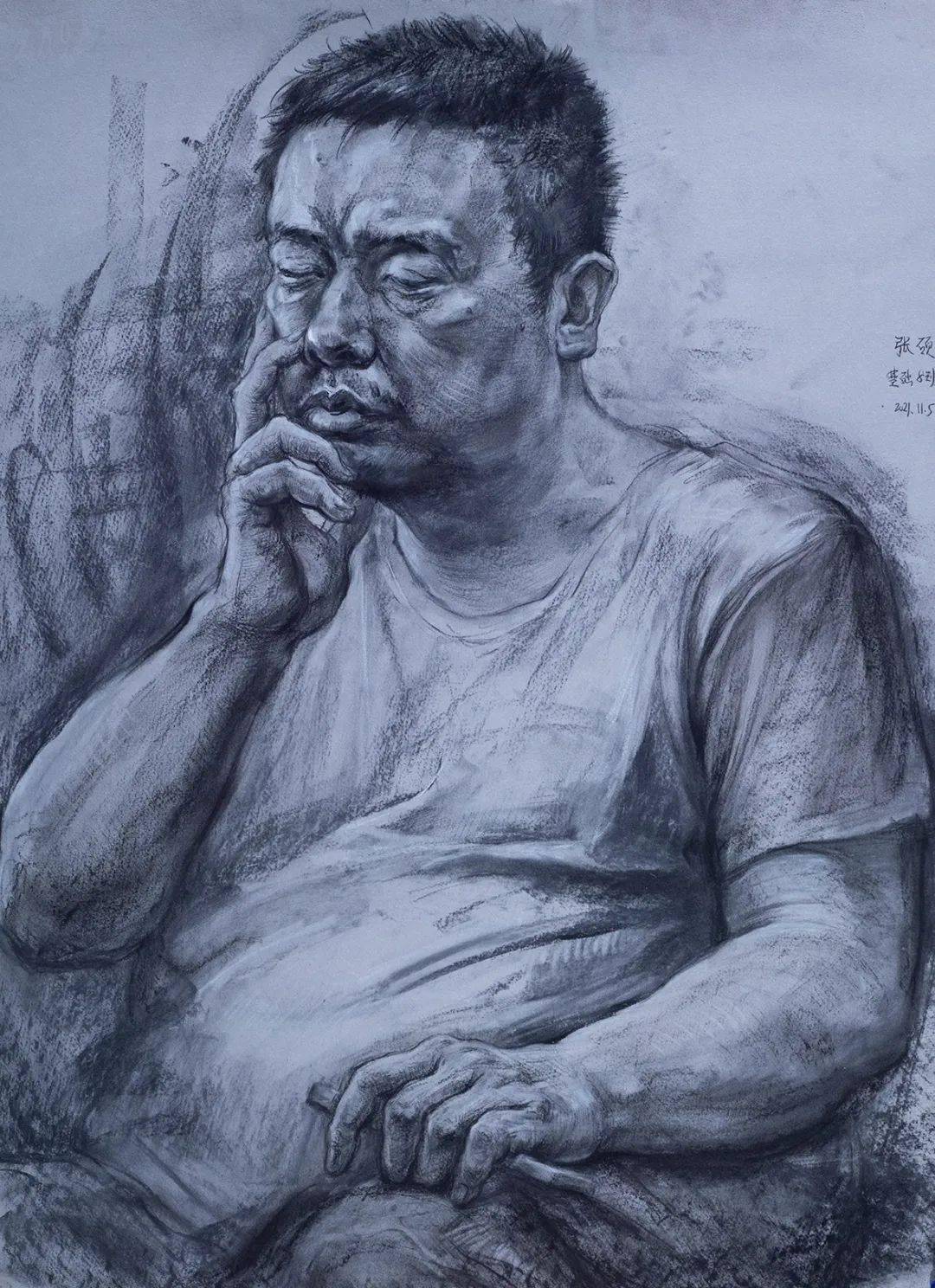 广州美术学院 | 基础部素描_炭笔_肖像_纸本