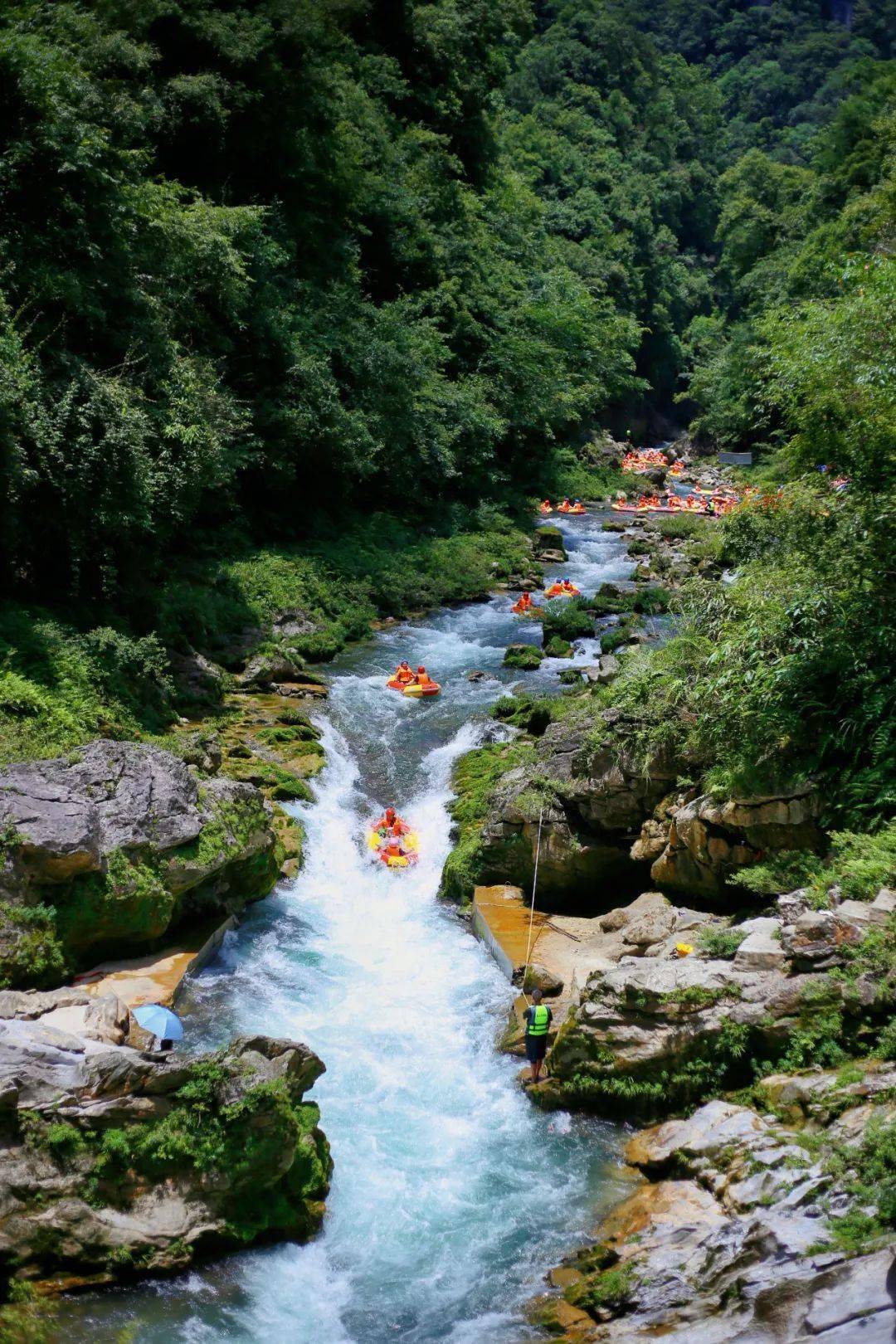 高过河开发的漂流项目是贵州省最刺激,最值得体验的漂流项目