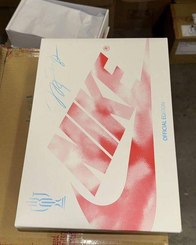 trophy room x aj1新消息来了!_包装_微博_上市