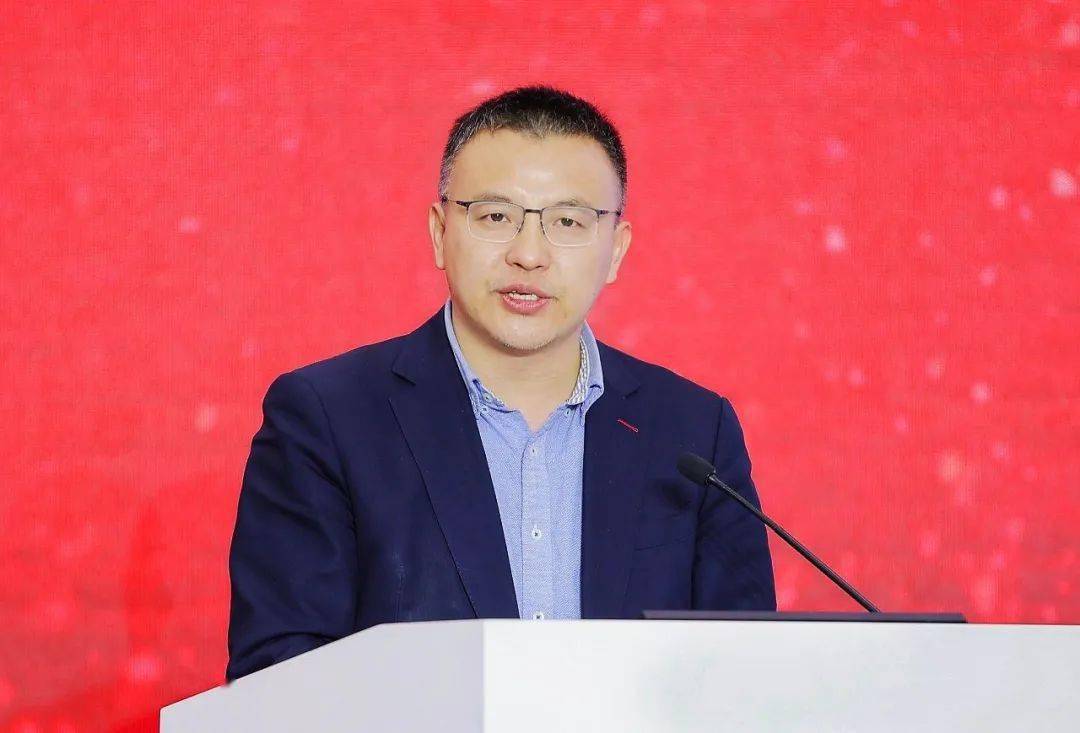 杭州市临平区委书记陈如根代表区委区政府对省市金融部门,金服会对