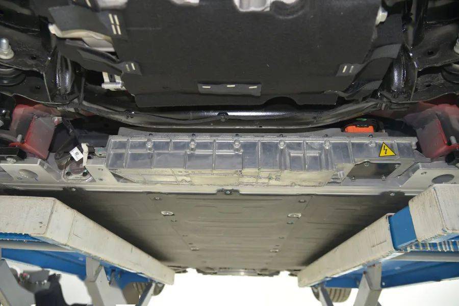 跑车底盘原来是这样的_搜狐汽车_搜狐网