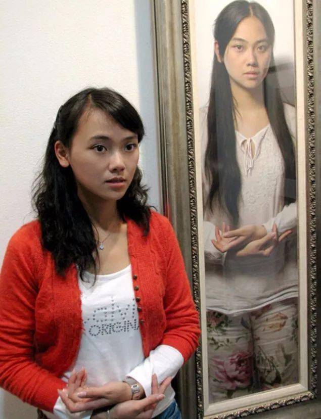 冷军画了一把破剪刀竟然卖到了160万被专家抨击乱涂鸦得奖后专家顿时