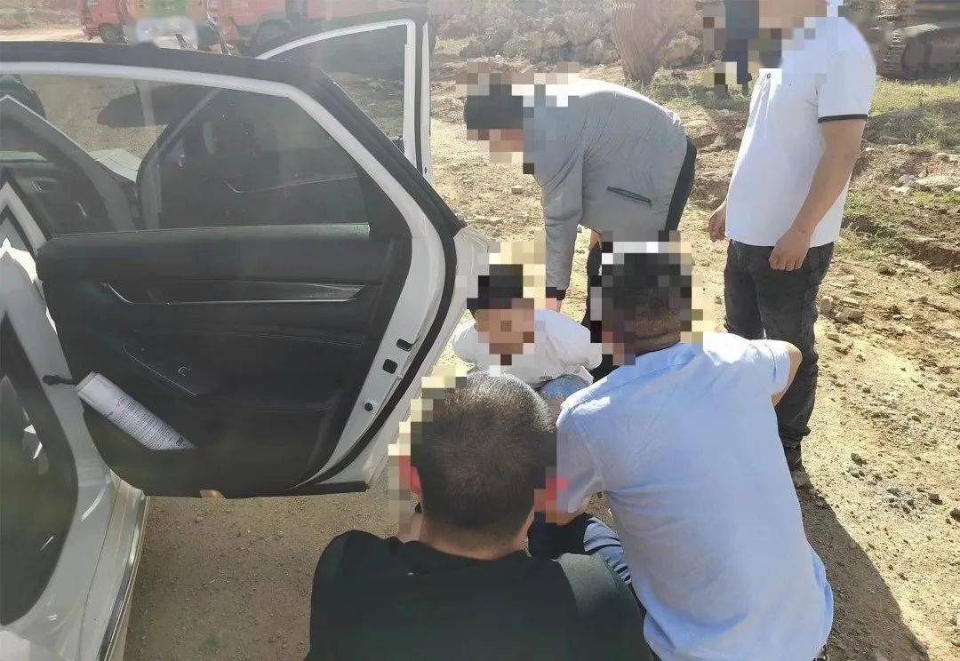 威宁公安侦破特大跨境贩毒案_贩卖毒品_贵州_嫌疑人员