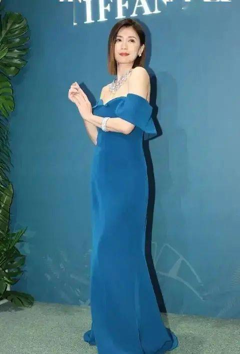 霍思燕咋胖成这样了!