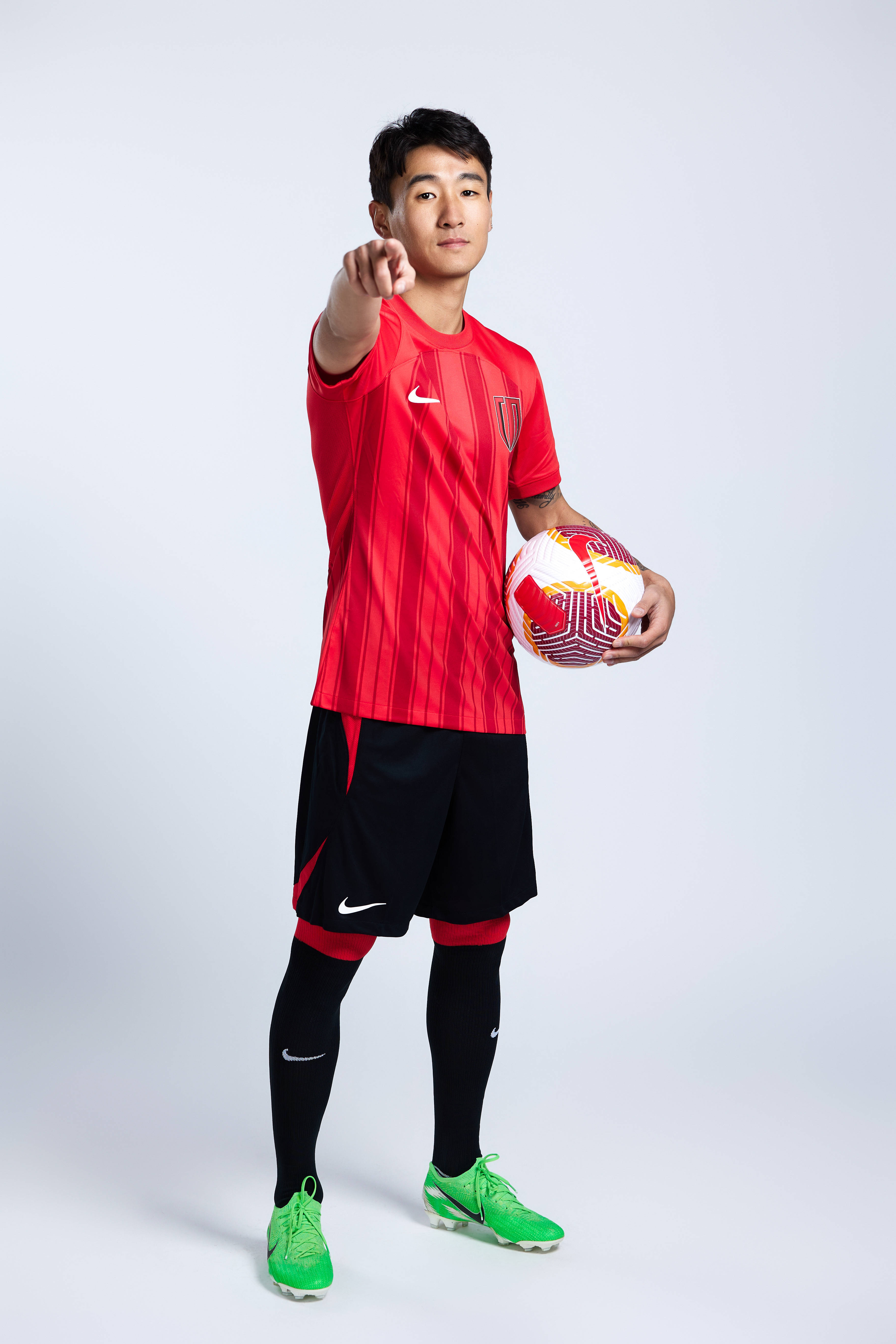 中超转会市场逐渐复苏:标王1440万元,外援名额全部用满_转会费_实际