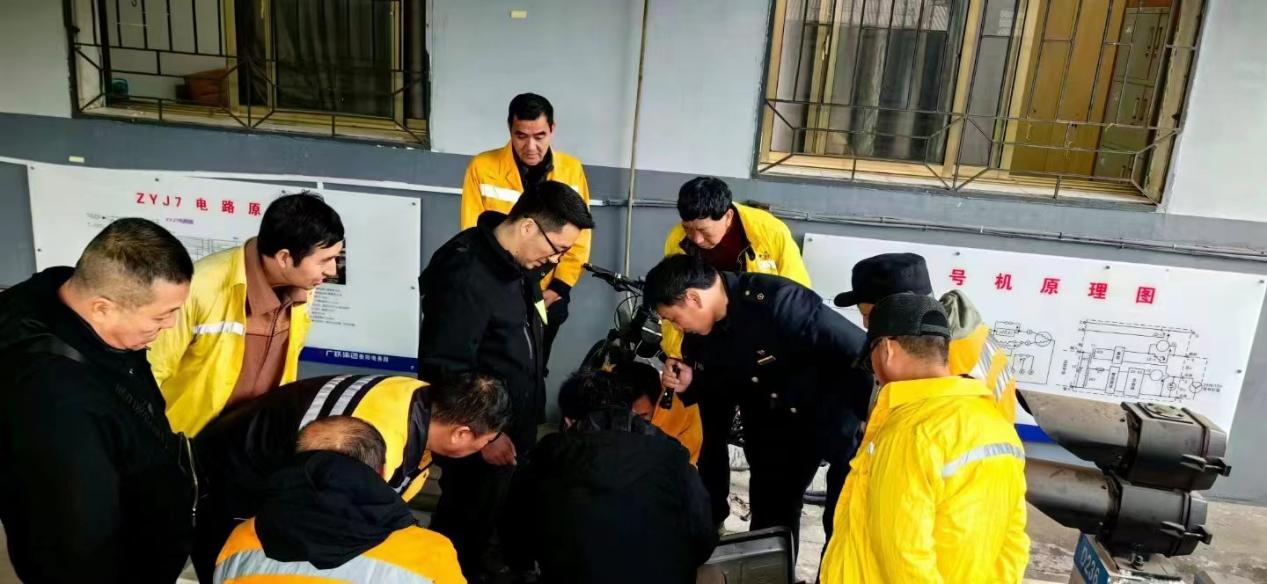 湖南衡阳:"编外课堂"传承铁路电务人工匠精神_洪辉_工作_应急