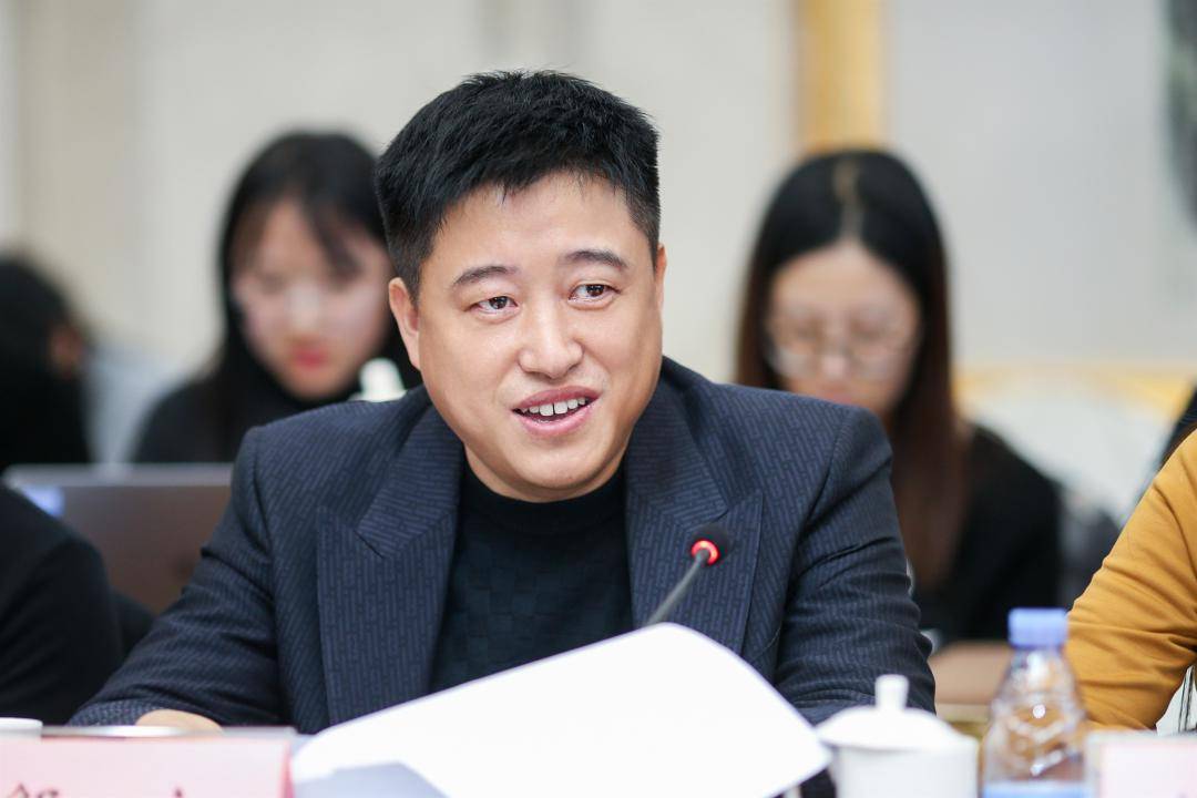 北京百纳千成影视股份有限公司董事长兼总裁方刚表示,作为观众,在阖家