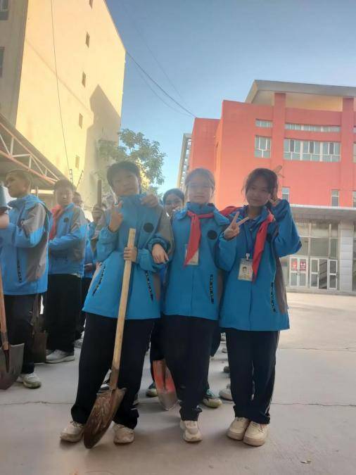 援疆支教是一片天空——田思思在援疆支教分享会上的发言_教学_工作