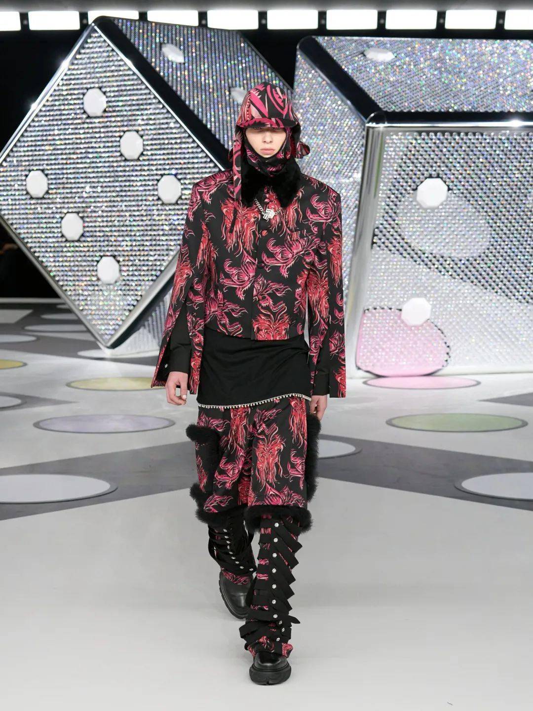 rick owens 秋冬女装系列 | supreme x tnf 最新联名登场 | stüssy