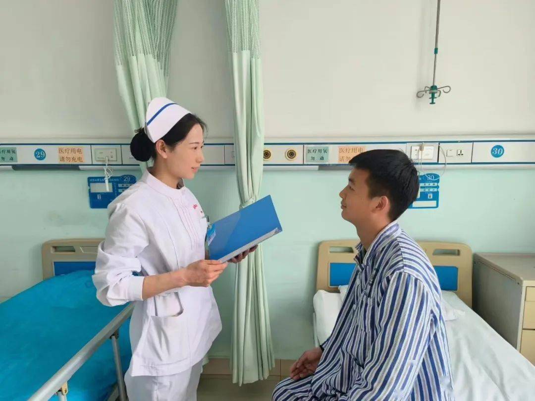 为兵服务丨五个一清单暖兵心优质护理服务在前行