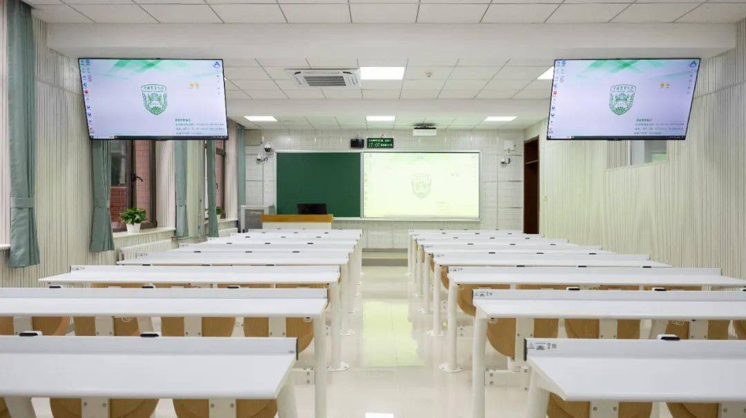 旧教_教室_设备