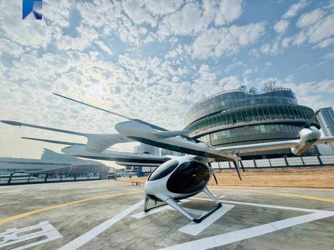 首飞成功!"空中出租车"要来了