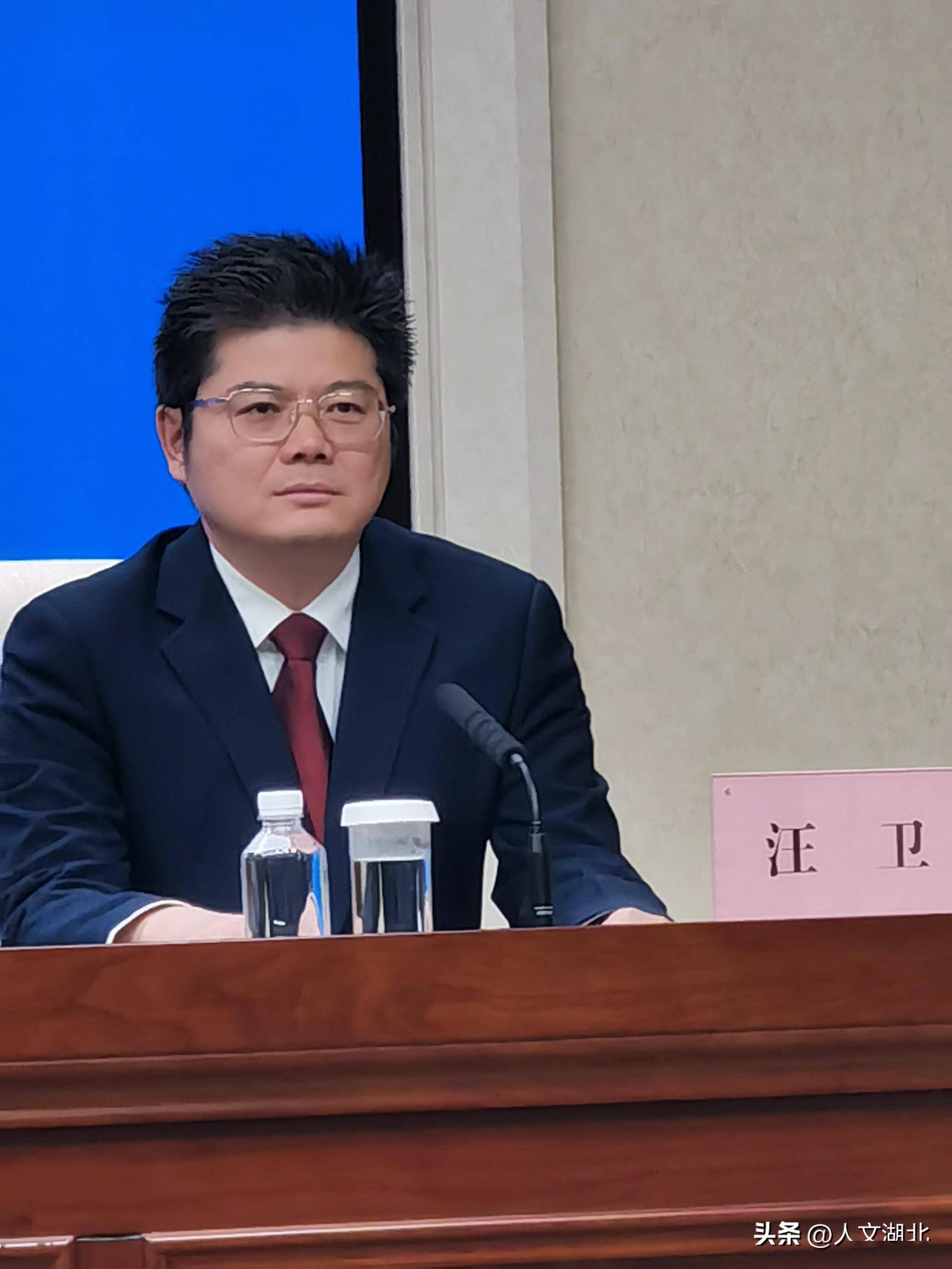 松滋市委副书记,市长汪卫介绍,在此次评价结果中,松滋政务服务排名