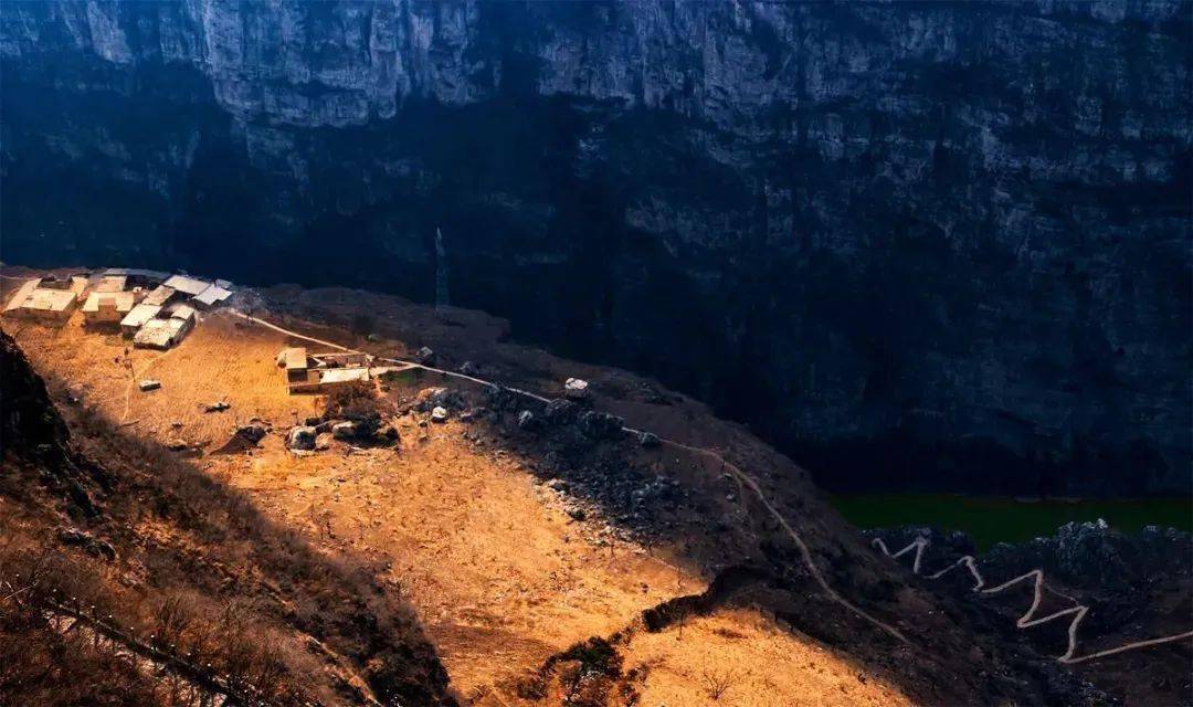 峡谷中的一个——古路村——中国梦成都登山队活动预告_发车_一个人