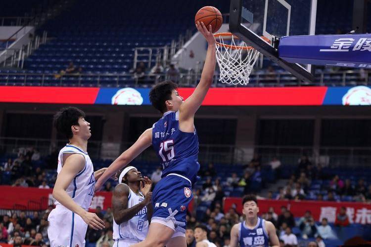 年后首场比赛迎开门红青岛男篮107比84大胜宁波富邦