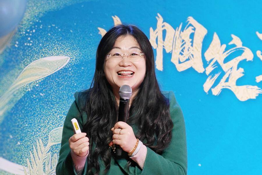 摄影丨镜头中的她_鲍力_古城区_杨慧