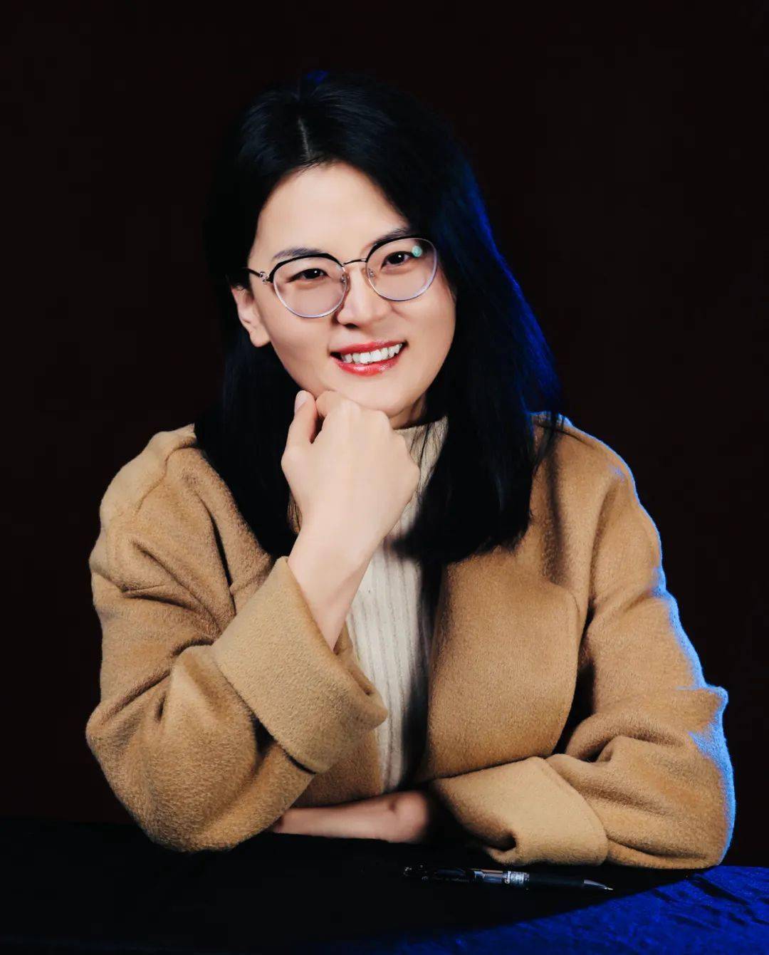 节日快乐重大了不起的她