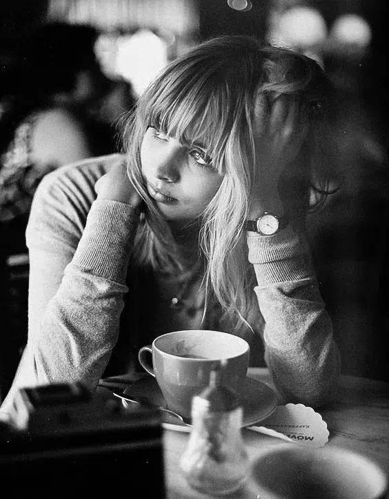 世界顶级摄影师拍的100张经典女性照片,优雅又美丽~_photo_by_hanson