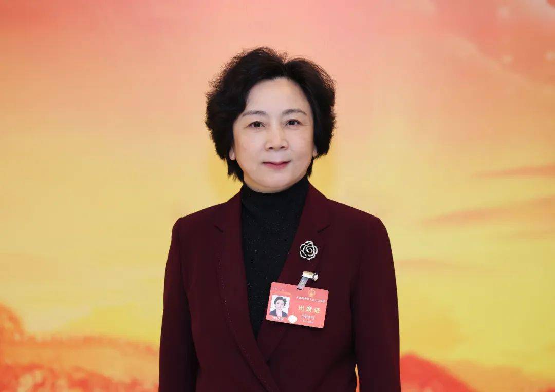 全国人大代表,保定市市长闫继红表示,要全力推进增发国债项目建设