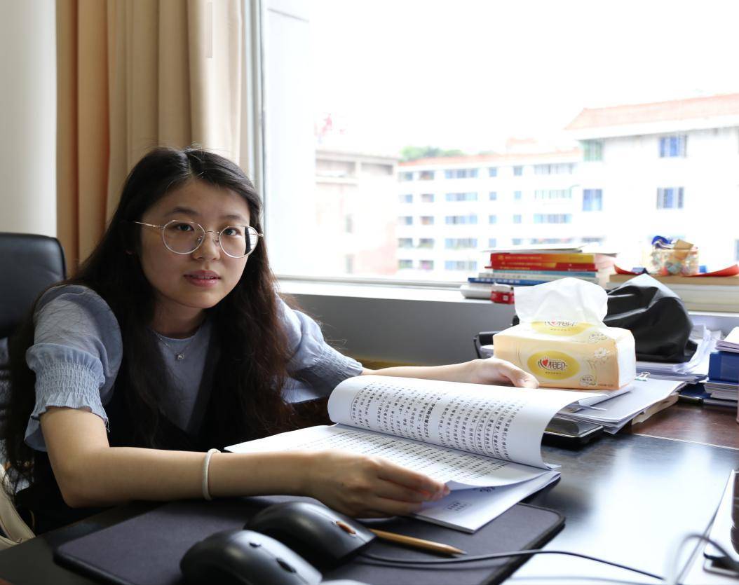 罗琳巴中市审计局法规审理科工作人员,两年多以来,她始终秉承认真尽责